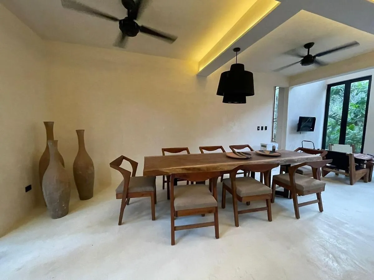 בית נופש הוילה Chacalal Tulum Country Club Casa Pokolpok