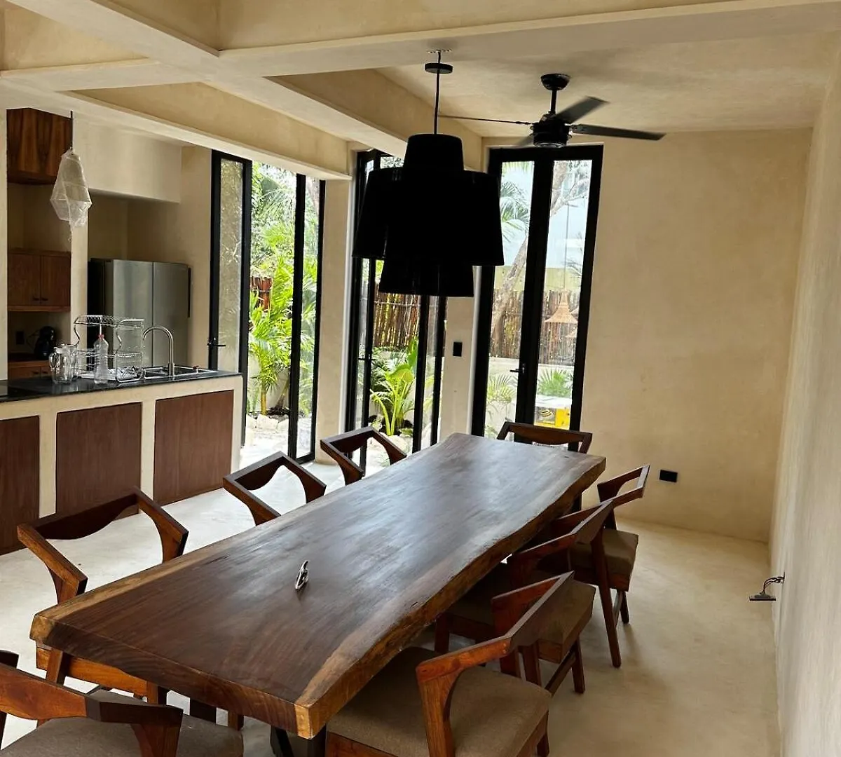 הוילה Chacalal Tulum Country Club Casa Pokolpok 0*,  מקסיקו