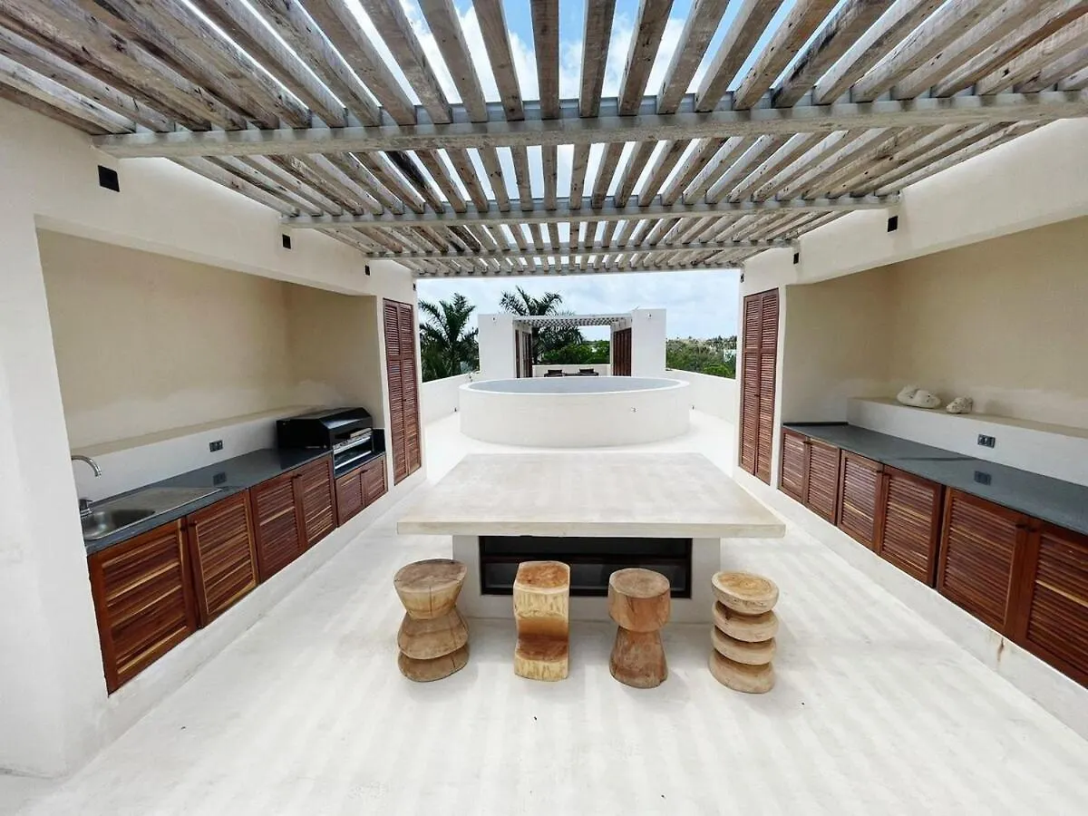 הוילה Chacalal Tulum Country Club Casa Pokolpok בית נופש
